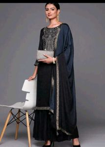 A Beautiful Kurti &amp; Sharara Set ✅