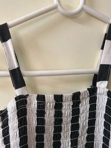 Black-white Crop Top With Over Jacket