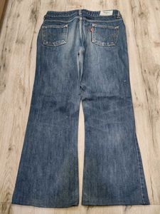 Sc9342 Levi&#39;s Bootcut Jeans Waist 32