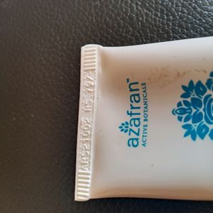Azafran Aqua Halo Scalp Rejuvenating Shampoo