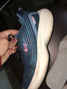 Comfy Shoes Daily Use.  This Pair Is Just Wow