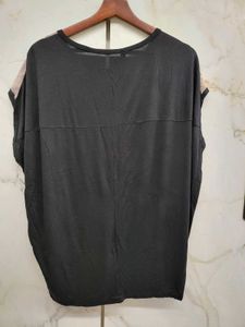 Unique Graphic Print T-Shirt