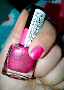 Elle 18 💅🏻 Nailpaints