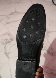 Invictus Brown Leather Loafers
