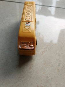 Small Extensively Used Bus Toy 2 Pieces