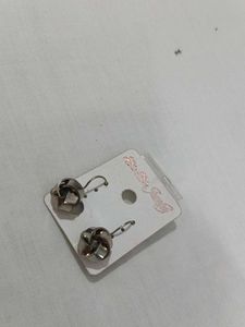 Pick Earing In Coins