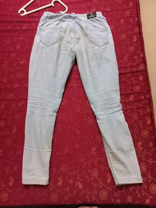 Blue Bean 30size Jeans, And 2 Full Sleeve T Shirt.