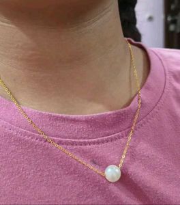 Pearl Pendant Necklace
