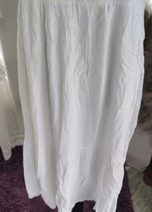 White Sleeveless Dress