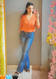 All Eyes 👀 On You Crop Tunics