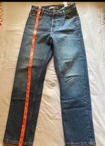 BRAND NEW Zara high Waist Straight Jeans