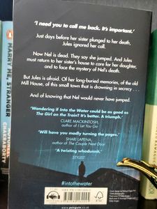 Paula Hawkins - Into The Water