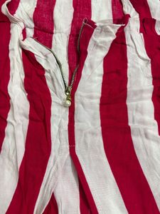 Pretty asymmetrical Striped top