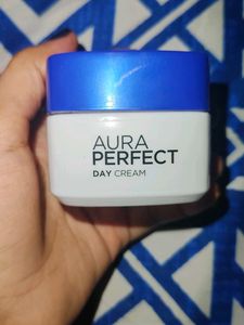 Aura Perfect Day Cream