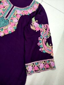 Elegant Kashmiri Embroidered Kurta