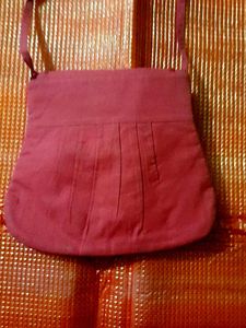 🎀Pink Embellished Sling Bag