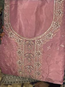 Elegant Pakistani Salwar Kameez