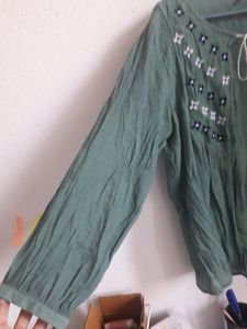 Cute Shrug L size