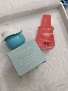 Dot & Key Skincare Set