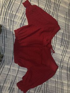 Red crop top with balloon sleeves