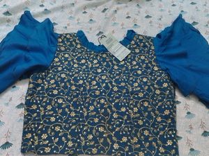 Buy One Get Gift 🎁