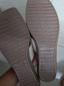 Stylish White Crisscross Sandals