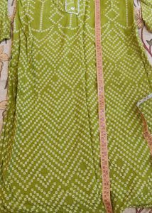 Kurta Set With One Kurti Free