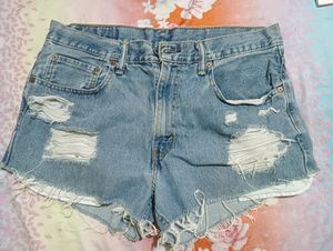 Denims Shorts For Your Wardrobe