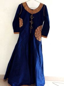 Blue Embroidered Kurta