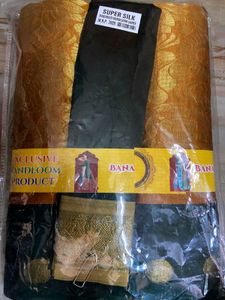 Banaras Sarees Brand New ( All 3300 Rs )