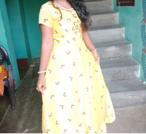 Elegant Yellow Ethnic Gown