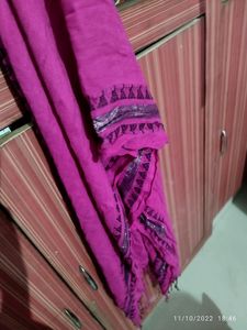 combo of pink and yellow stalls