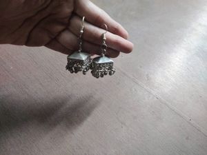 I Want To Sell Earrings
