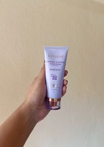 Ayuga Kashmiri Saffron Sunscreen Spf50 PA++++