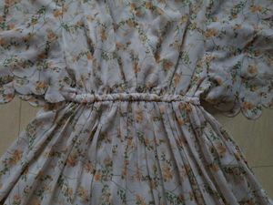 (Strechable)Floral Ruffle Midi Dress🌷