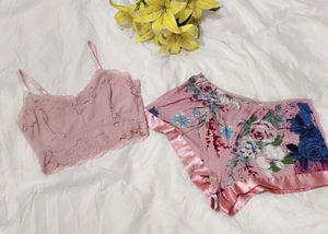 Very Cute Lace Top With Beautiful Shorts