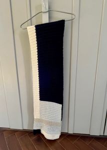 Stylish Color Block Woollen Scarf