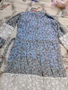 Floral &amp; Lace Dress