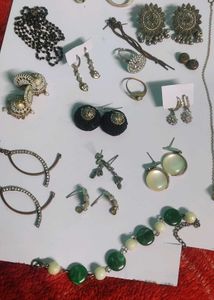 Earings & Many More Items ❤️💓❤️