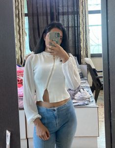 Chic White Zipper Blouse