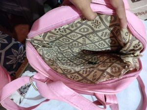 Cute Pink 🩷 Bagpack For Women/Girl