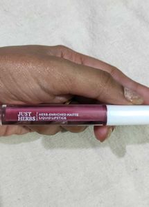 Just Herbs | Herb-enriched Matte Liquid Lipstick