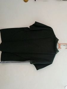 Calvin Klein Tshirt