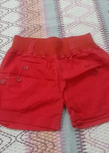 Women Shorts nd Capri
