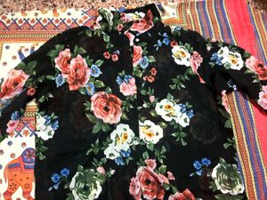 🖤Elegant Black Floral Full-Sleeve Shirt Style Top