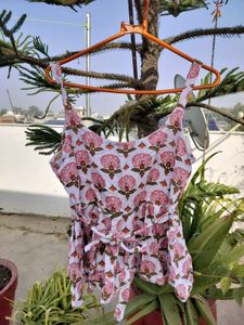 Floral Print Crop Top