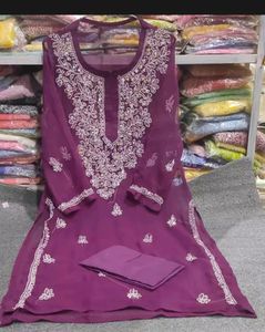 Chikankari Kurti (Free Size)