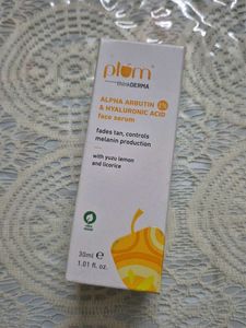 Plum Alpha Arbutin & Hyaluronic Acid Face Serum