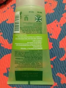 Simple Refreshing Facial Wash