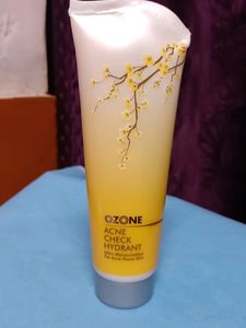 Ozone Acne Check Moisturizer